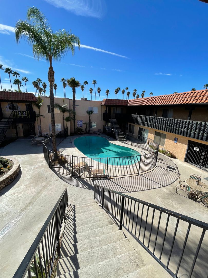 Hemet Apartment: 25585 New Chicago Ave