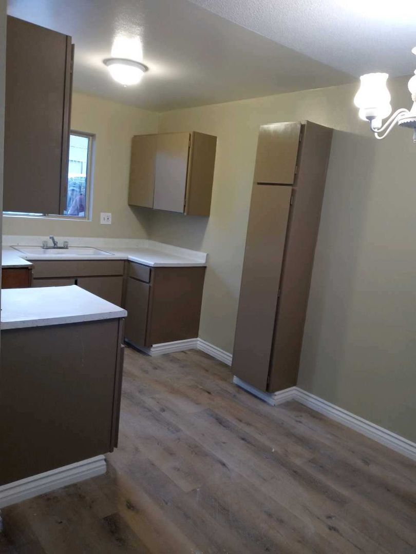 Riverside Apartment: 1483-1495 7th Street