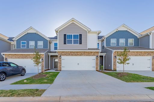 Townhome in Popular Sudduth Farms in Greer, Riverside Schools – photo 1