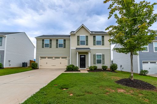 Limited Time Leasing Special! Home Convenient to Furman and Swamp Rabbit Trail – photo 1
