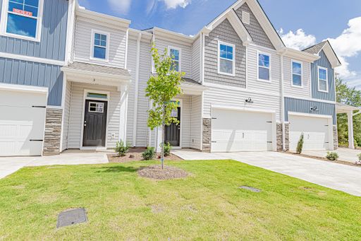 Townhome Off Suber Rd Greer – photo 1