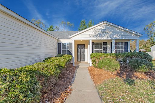 Price Improvement! 4 Bedroom in Five Forks Nelsons Creek Subdivision! – photo 1