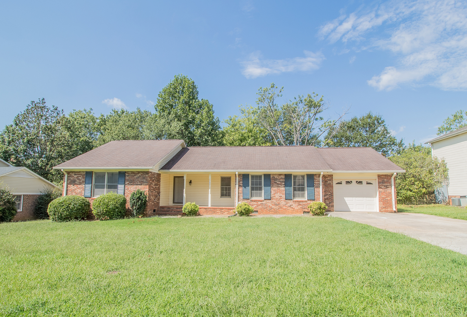 Greer House: 102 Ticonderoga Drive