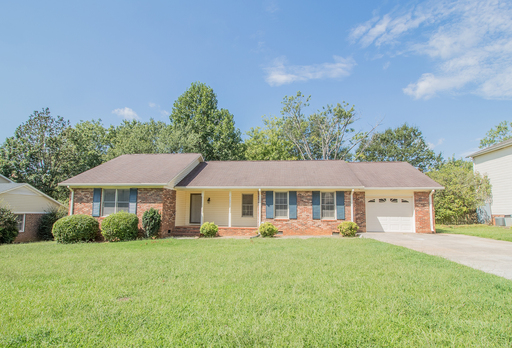 1 Story Brick Ranch in Canebrake Subdivision. Desirable schools - Buena Vista Elem, Riverside Middle and High. Community Pool! – photo 1