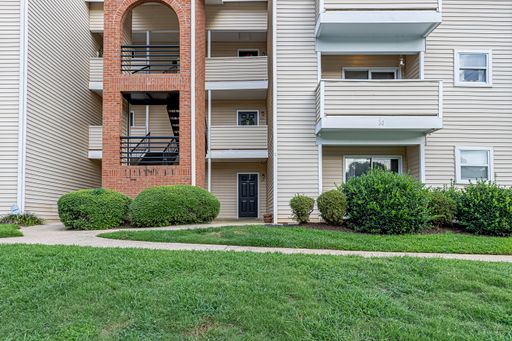 Price Improvement! Fully Furnished Condo, Close to the Swamp Rabbit Trl or Furman University – photo 1