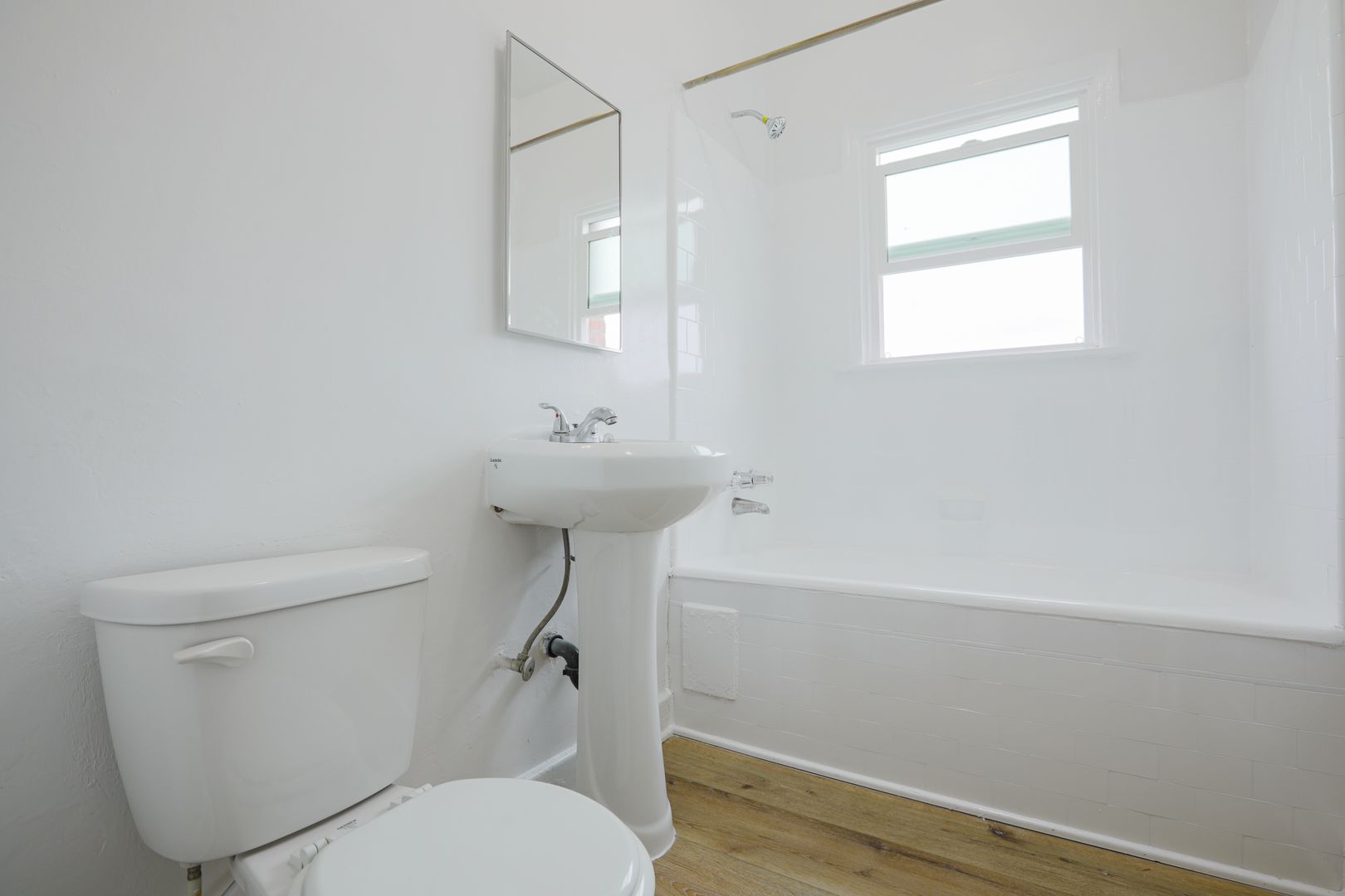 Los Angeles Apartment: 454 S. Catalina St.