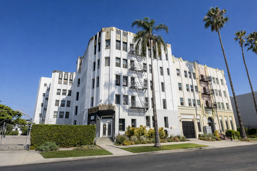 Newly Remodeled and Spacious 1-Bedroom 1-Bath – photo 1