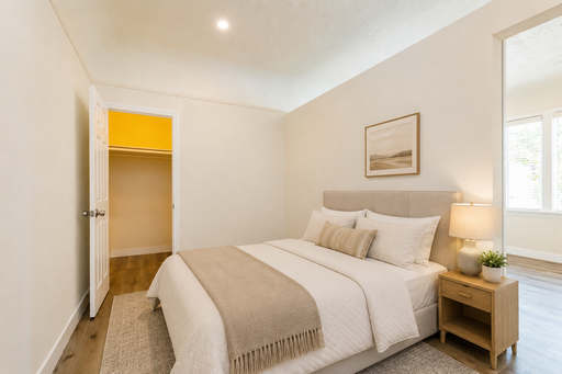 Ardmore Apartments | Renovated Spanish-Style Junior One Bedroom – photo 1