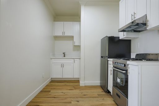 Fedora Apartments | Bright & Inviting Studio Apartment – photo 1