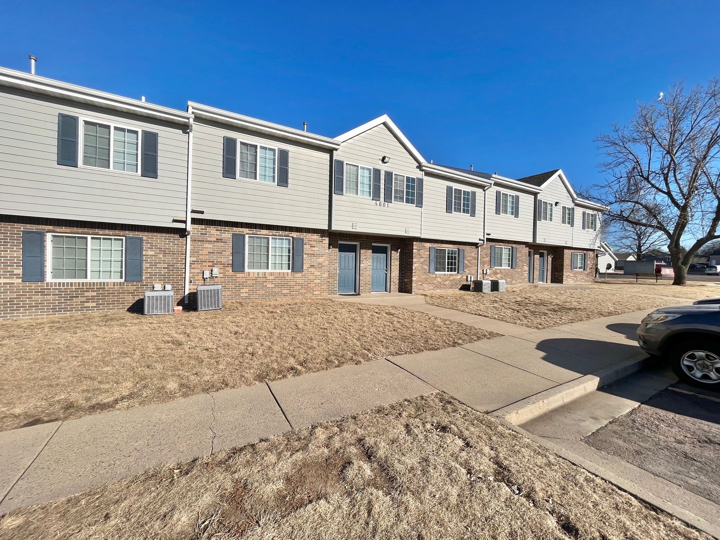 Sioux Falls Townhome: 4619 E 3rd St