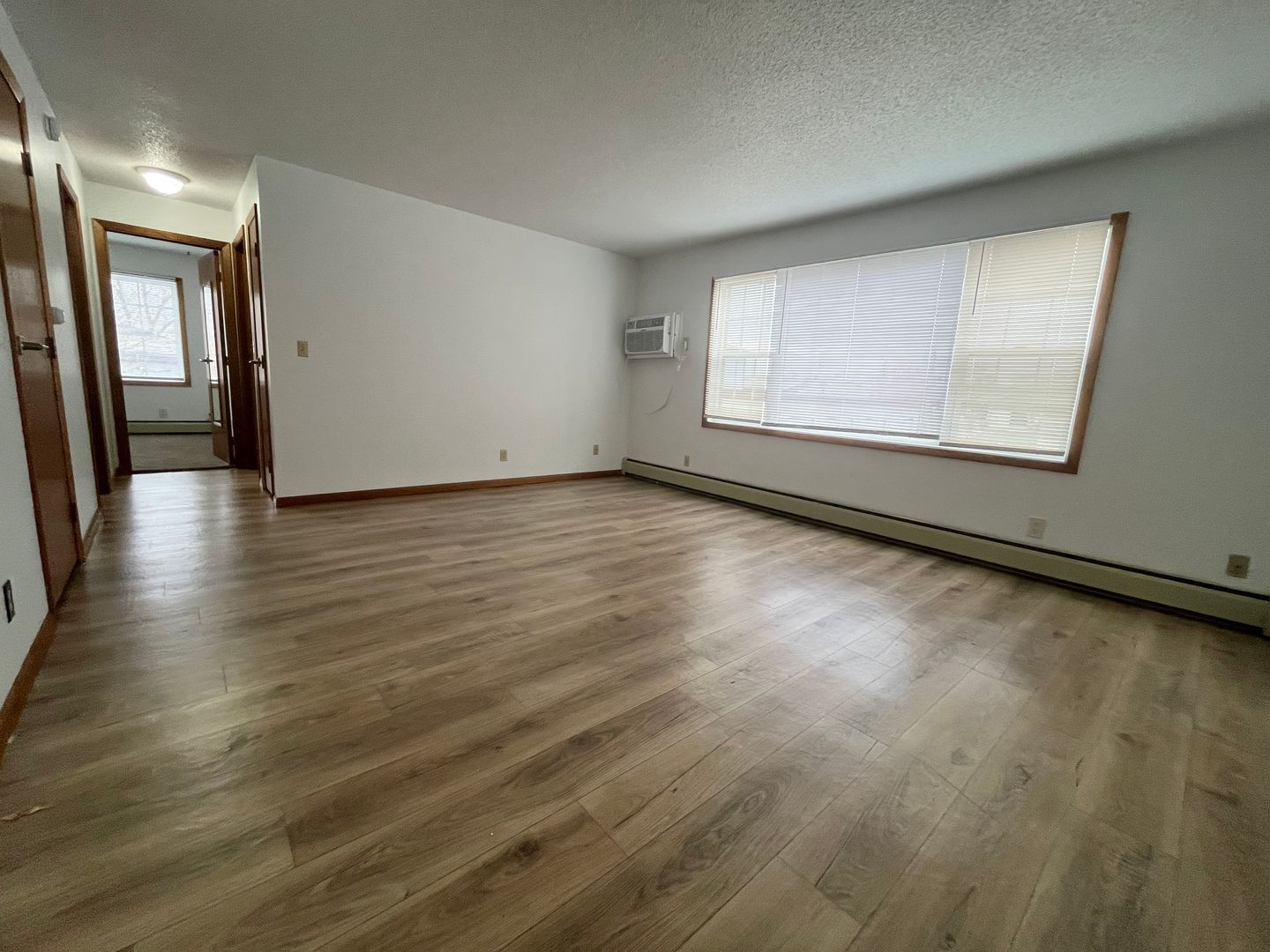 Sioux Falls Apartment: 3505 S Hawthorne Ave