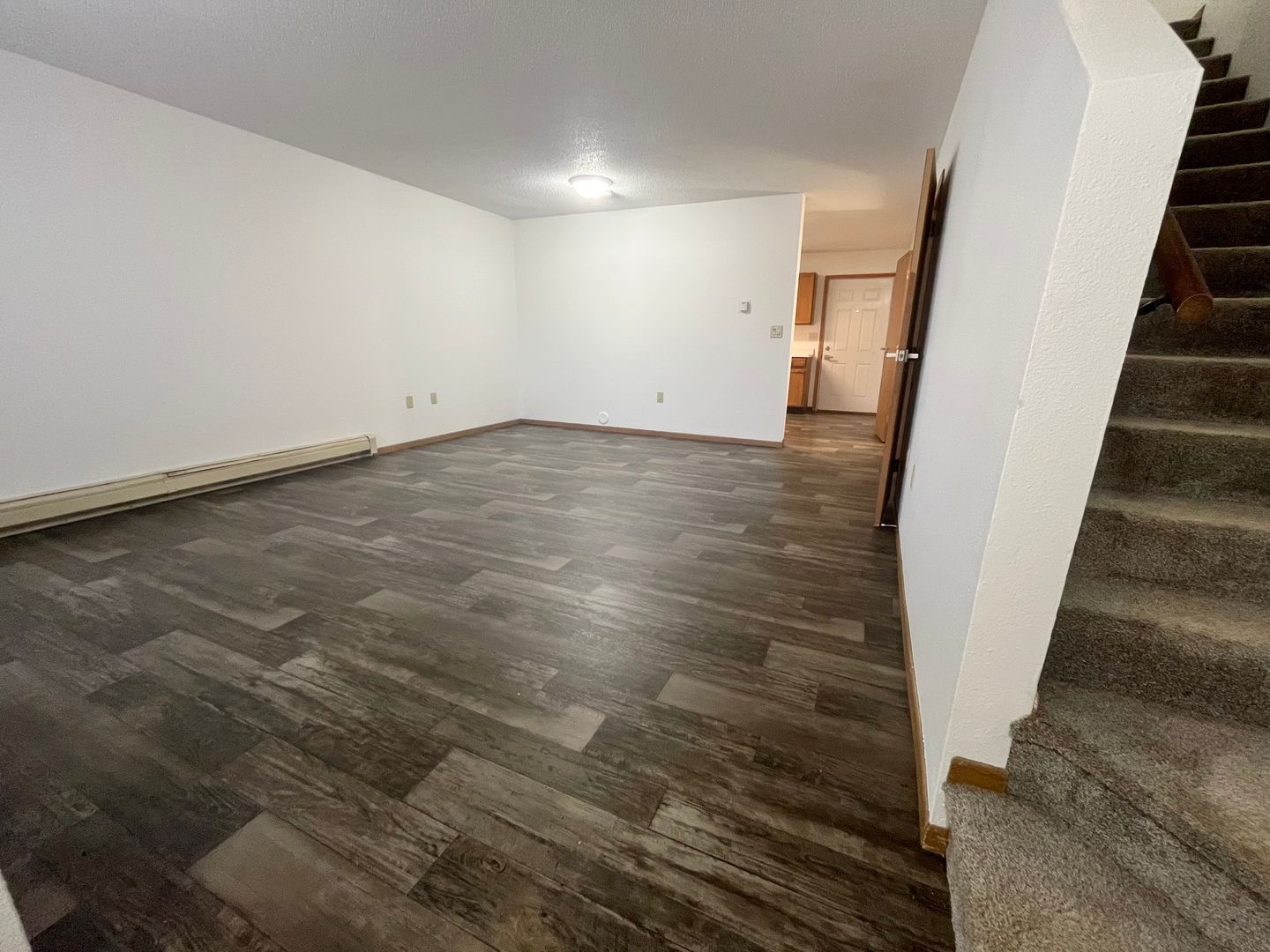Sioux Falls Apartment: 200 N Western Ave