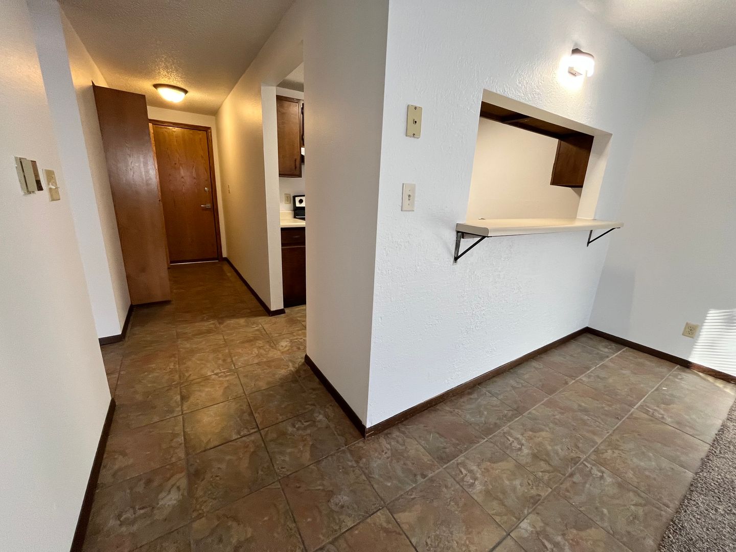 Sioux Falls Apartment: 1009 W 26th St