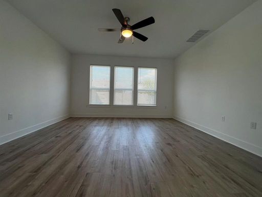 7909 Edmondson Bend, Austin, TX 78744