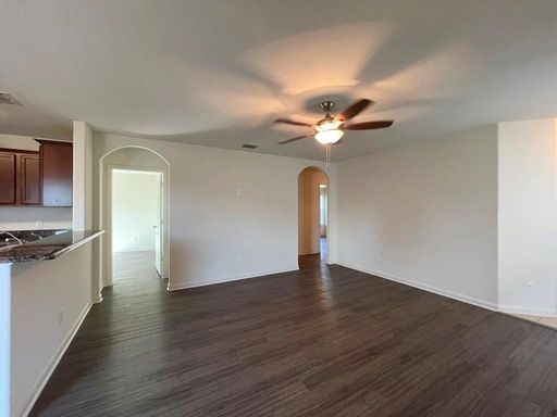 113 Robertson Lane, Jarrell, TX 76537