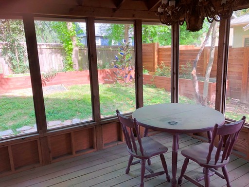 2202 East Side Dr, Austin, TX 78704