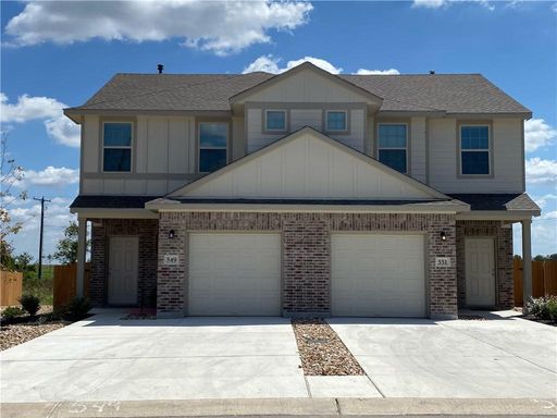 50% off the first month's rent. – photo 1