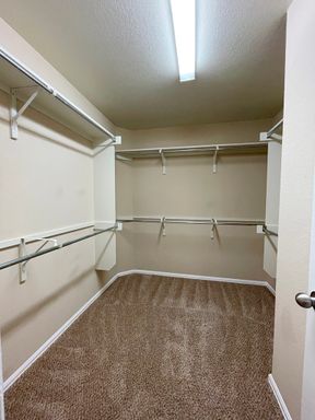 376 Spruce Dr., Kyle, TX 78640