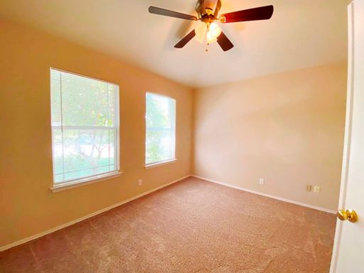 218 Jennifer Ln., Bastrop, TX 78602