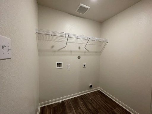 1032 Riverdale Cv., Jarrell, TX 76537-2038