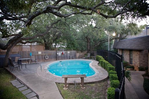 7206 Chimney Cors, Austin, TX 78731