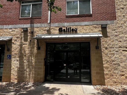 910 W 25TH St #607, Austin, TX 78705