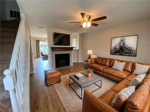 12325 Los indios Trl, Austin, TX 78729-7661