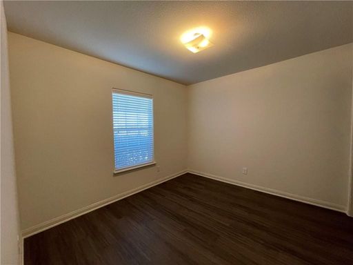 113 Robertson Lane, Jarrell, TX 76537