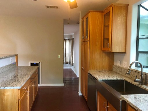 2202 East Side Dr, Austin, TX 78704