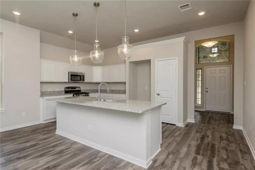 5118 Leaning Tree Dr, Temple, TX 76502