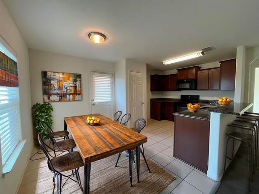 113 Robertson Lane, Jarrell, TX 76537