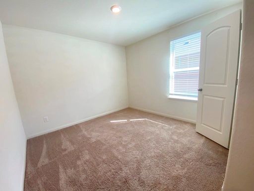 1032 Riverdale Cv., Jarrell, TX 76537-2038