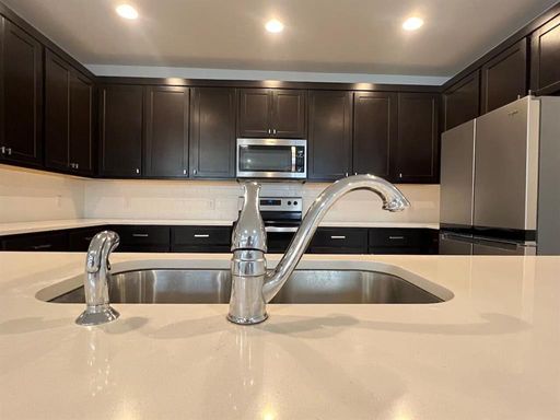 124 Old Stagecoach Rd, Jarrell, TX 76537