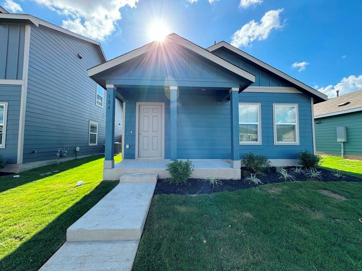 Kyle House: 184 Chapel Beck Dr