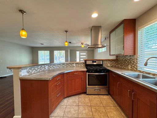 3003 Burning Oak Dr., Austin, TX 78704