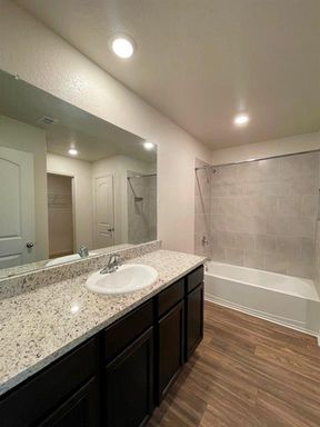 1032 Riverdale Cv., Jarrell, TX 76537-2038