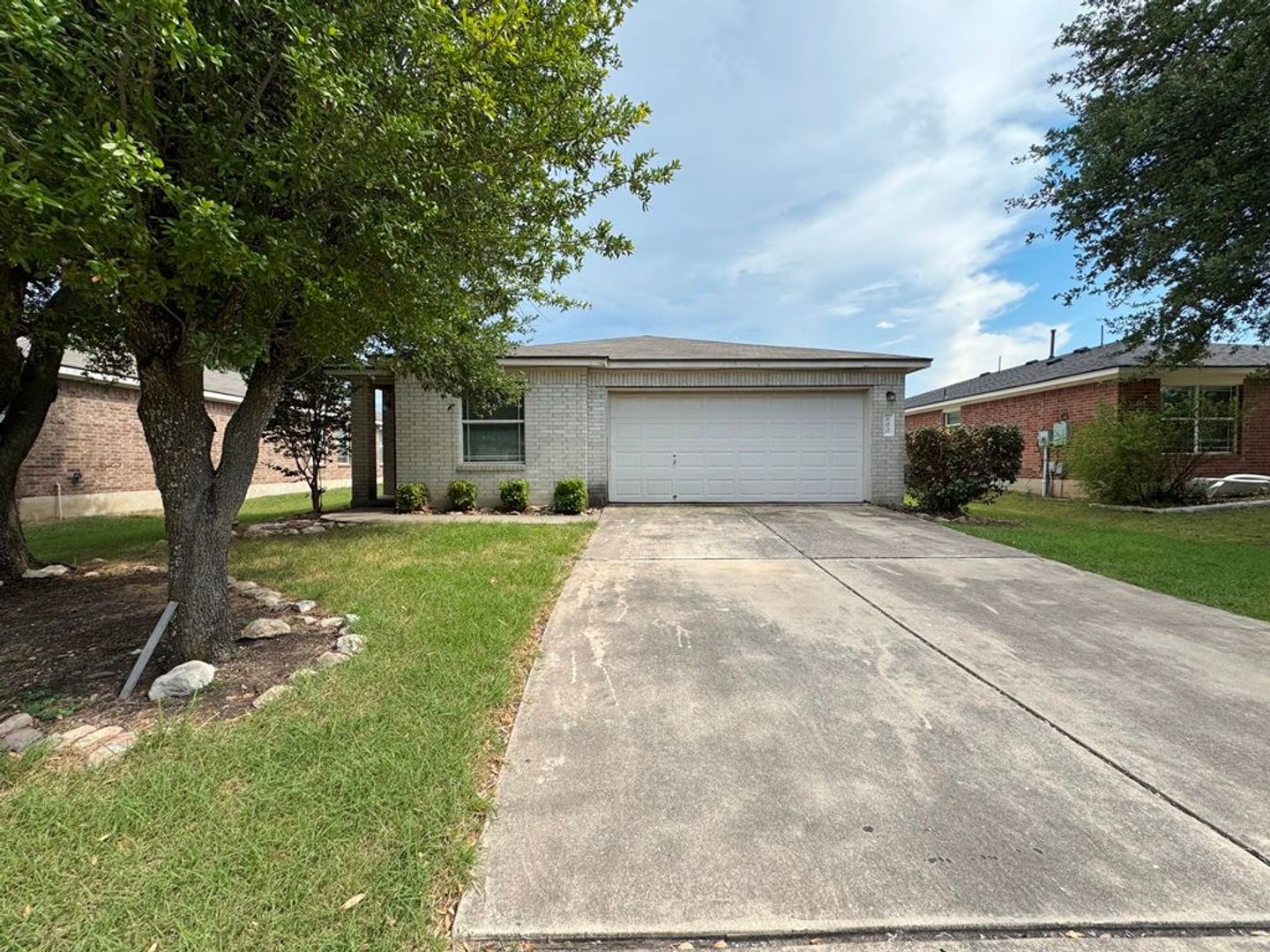 Leander House: 600 Golden Gate Dr.