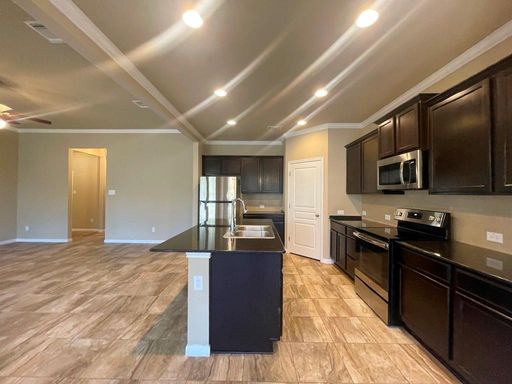 5820 Blackstone Dr, Temple, TX 76502