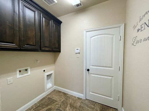 433 Mistflower Springs Dr, Leander, TX 78641