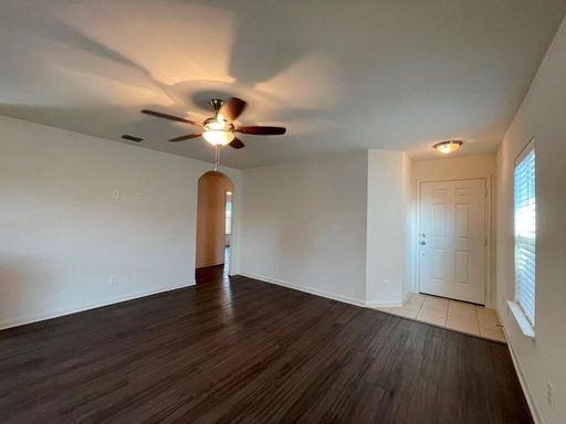 113 Robertson Lane, Jarrell, TX 76537