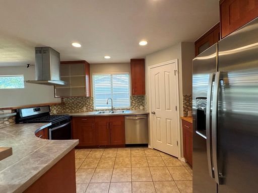 3003 Burning Oak Dr., Austin, TX 78704