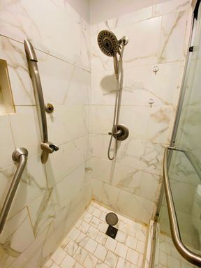 13000 Pollard Dr, Austin, TX 78727-7021