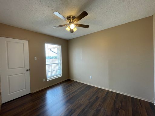 5753 Palo Blanco Ln, Austin, TX 78744-3858