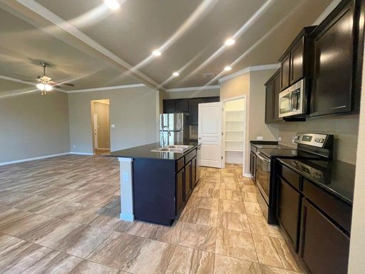 5820 Blackstone Dr, Temple, TX 76502