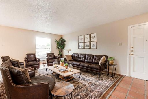 2611B Ektom Drive , Austin, TX 78745