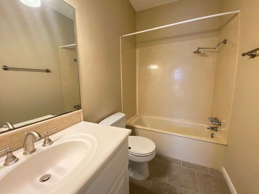 1307 Kinney Ave #161, Austin, TX 78704