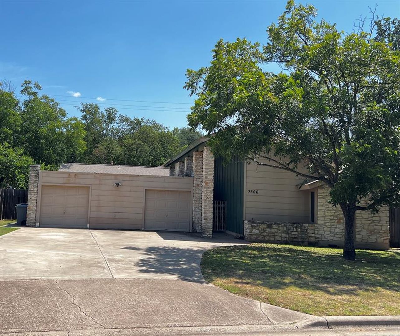 Austin Apartment: 7506 Chelsea Moor #B