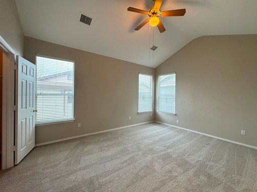 544 Hogan, Kyle, TX 78640