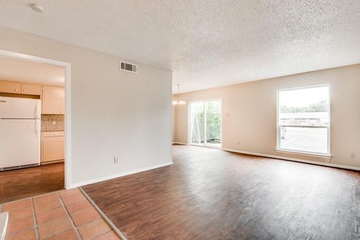 2611B Ektom Drive , Austin, TX 78745