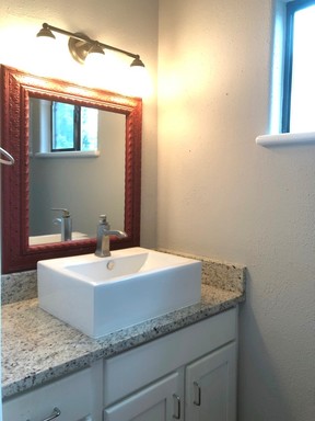 2202 East Side Dr, Austin, TX 78704